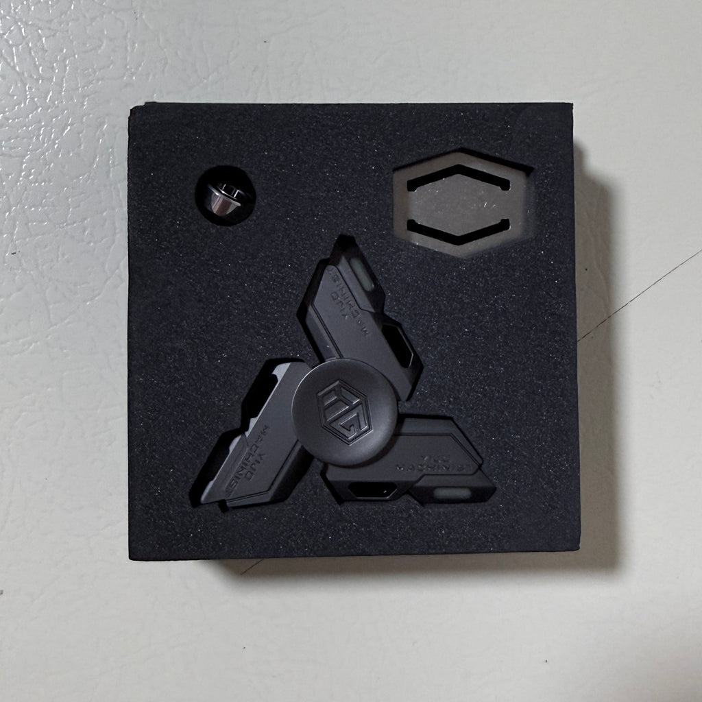 Glow-in-the-Dark Metal Spinner (12+)